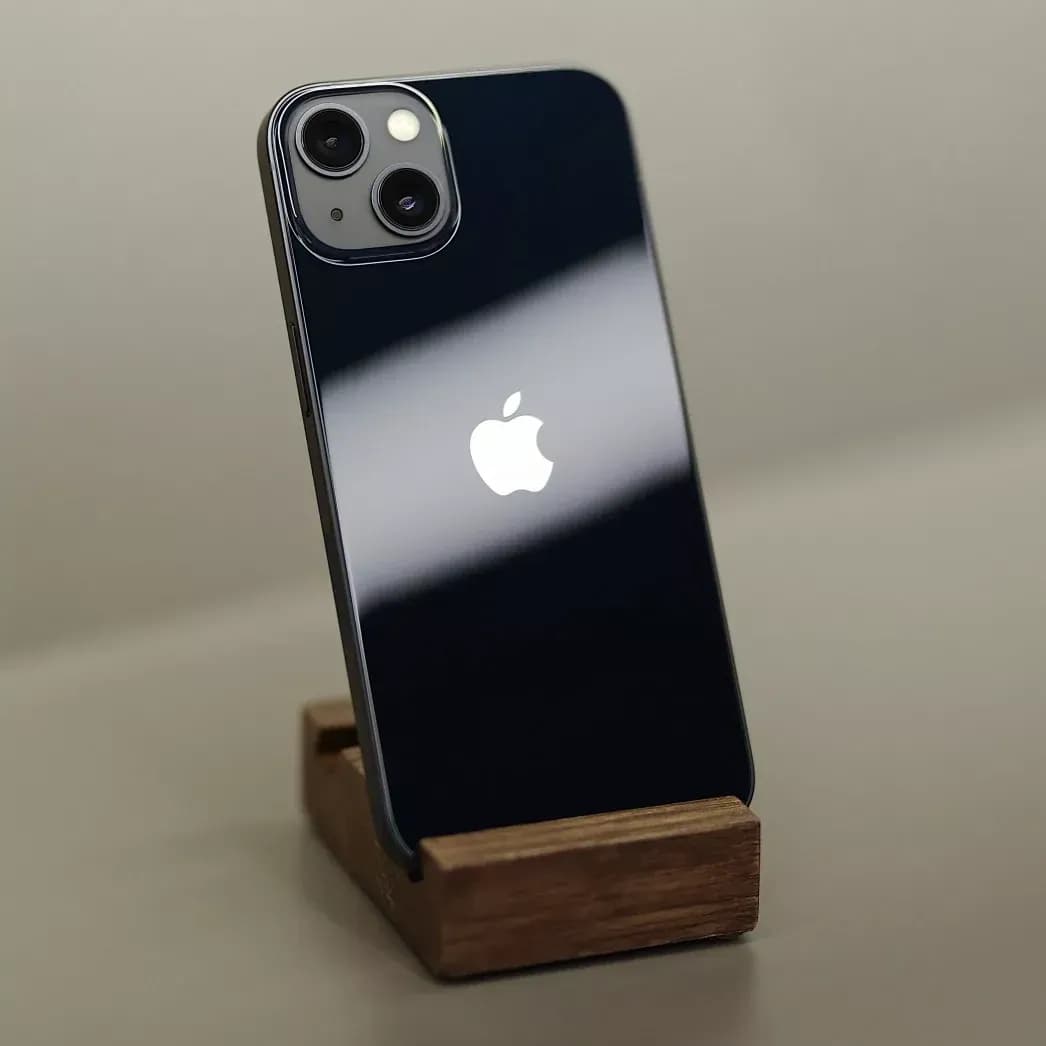 Refurbished iPhone 13 kopen — Foto 1 van 5