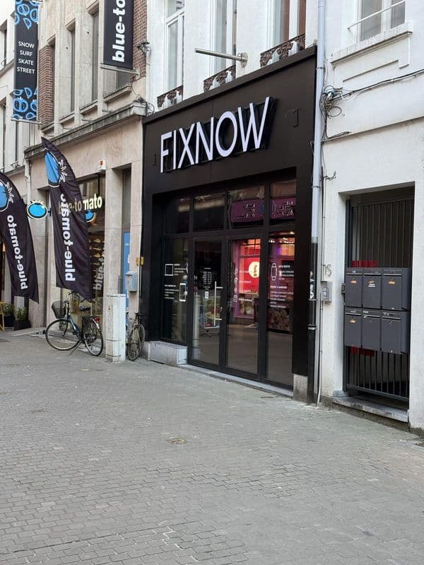 FIXNOW Antwerpen — gevel