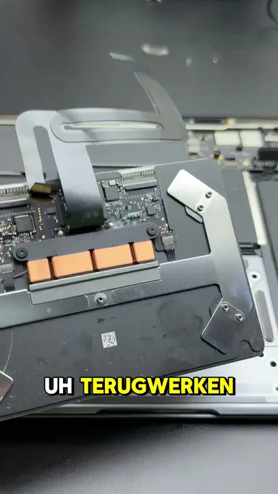 MacBook waterschade-reparatie bij FIXNOW