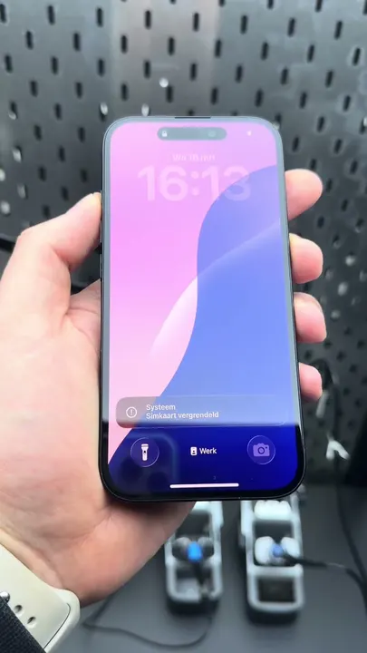 iPhone 16 — enkel het glas vervangen
