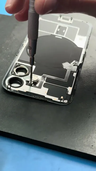 iPhone 16 achterglas vervangen