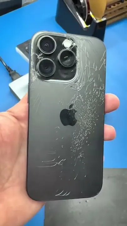 iPhone 16 Pro achterkant vervangen in Antwerpen